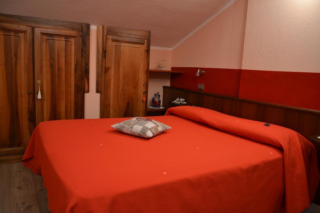 B&B Les Fleurs Gignod Esterno foto